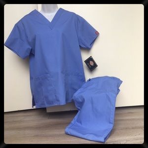 DICKIES MEDICAL NURSING SCRUB SET XS